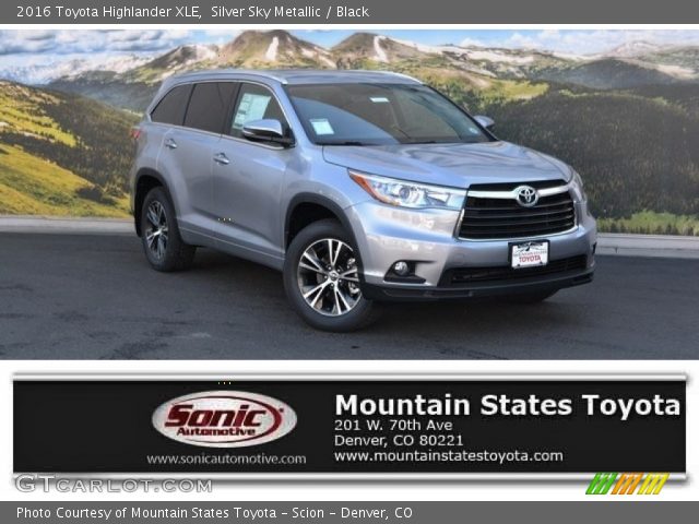 2016 Toyota Highlander XLE in Silver Sky Metallic