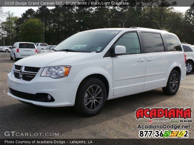 2016 Dodge Grand Caravan SXT in Bright White