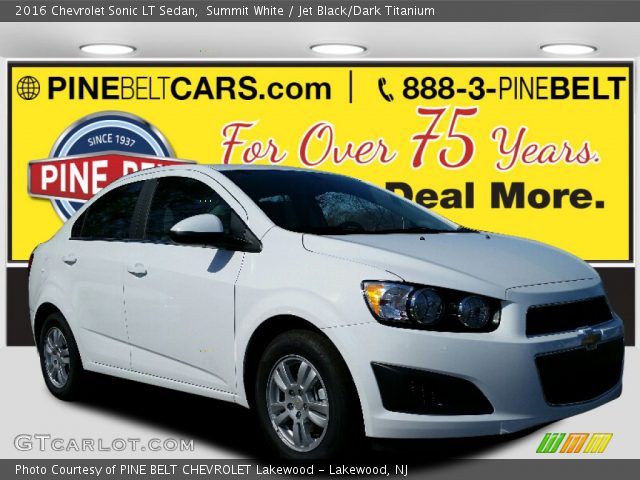 2016 Chevrolet Sonic LT Sedan in Summit White