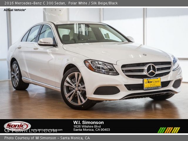 2016 Mercedes-Benz C 300 Sedan in Polar White