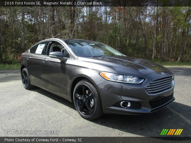2016 Ford Fusion SE in Magnetic Metallic
