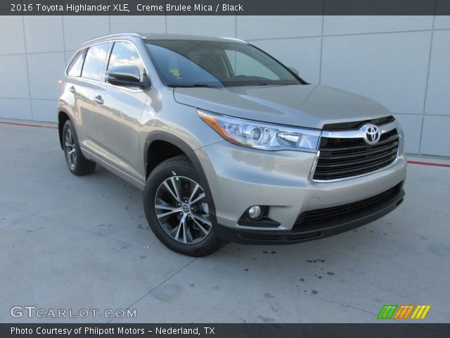 2016 Toyota Highlander XLE in Creme Brulee Mica