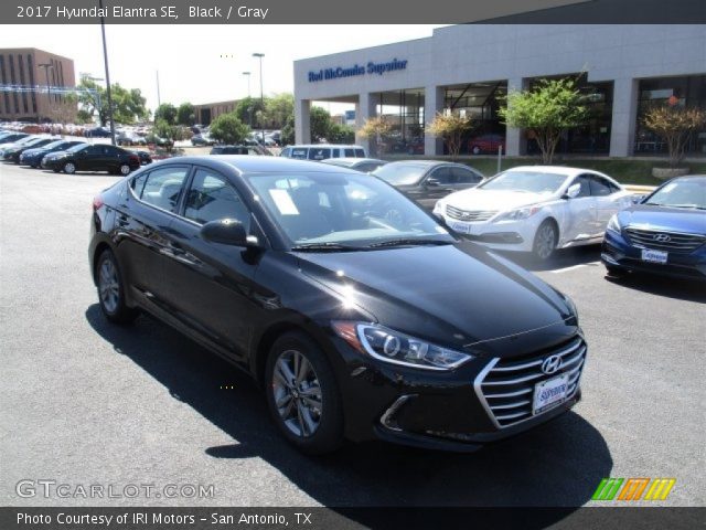 2017 Hyundai Elantra SE in Black