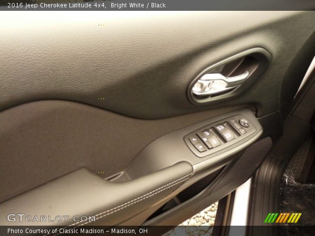 2016 Jeep Cherokee Latitude 4x4 in Bright White