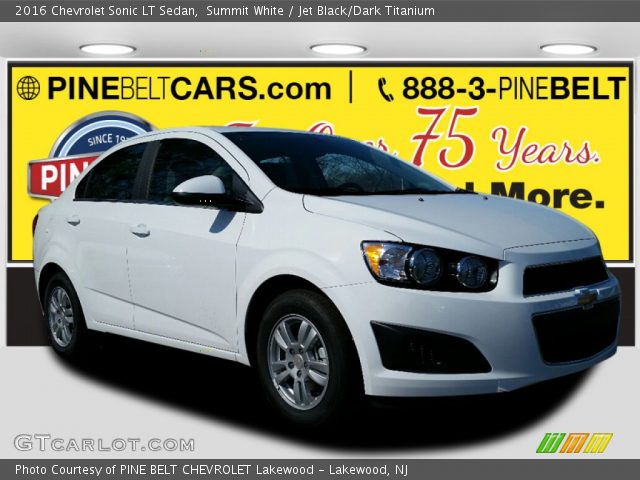 2016 Chevrolet Sonic LT Sedan in Summit White