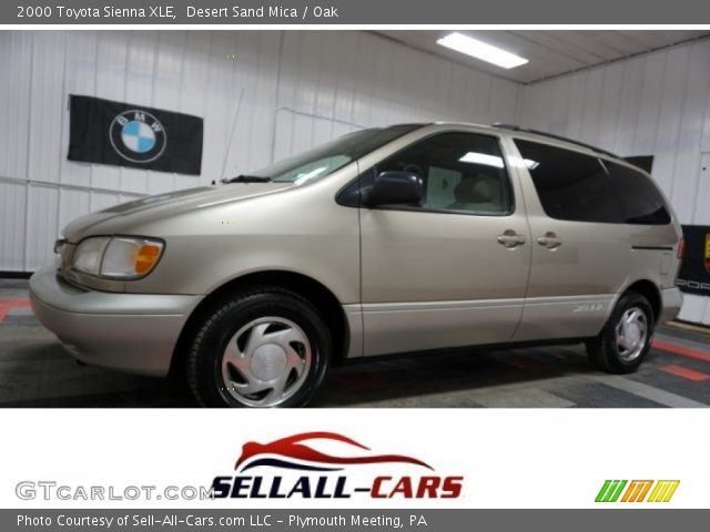 2000 Toyota Sienna XLE in Desert Sand Mica