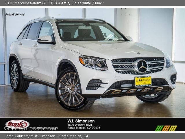 2016 Mercedes-Benz GLC 300 4Matic in Polar White