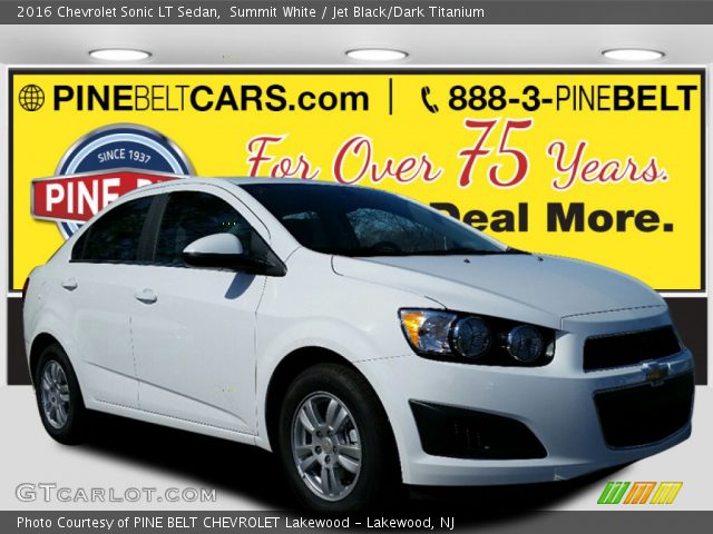 2016 Chevrolet Sonic LT Sedan in Summit White