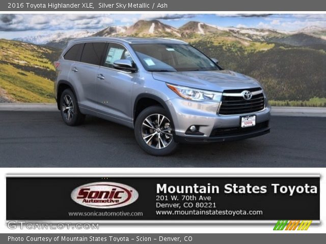 2016 Toyota Highlander XLE in Silver Sky Metallic