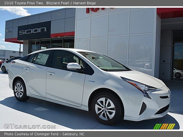 2016 Toyota Prius Two in Blizzard Pearl