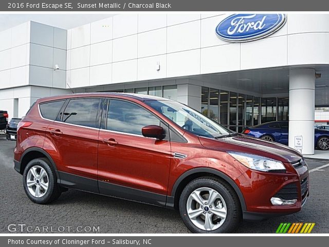 2016 Ford Escape SE in Sunset Metallic