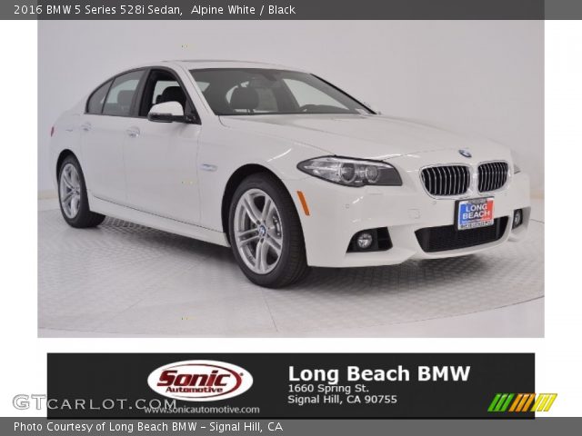 2016 BMW 5 Series 528i Sedan in Alpine White