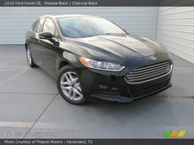 2016 Ford Fusion SE in Shadow Black