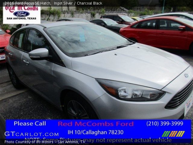 2016 Ford Focus SE Hatch in Ingot Silver