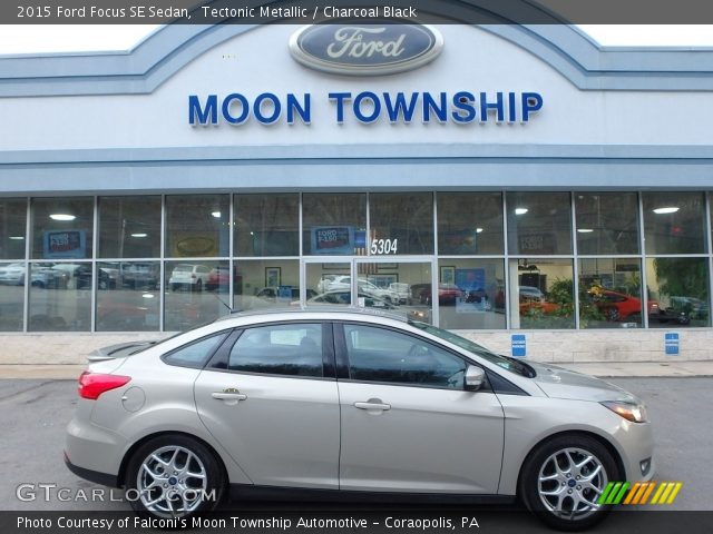 2015 Ford Focus SE Sedan in Tectonic Metallic