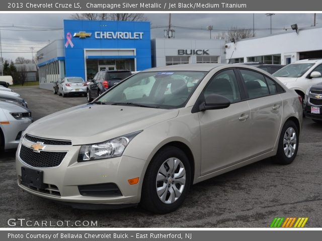2013 Chevrolet Cruze LS in Champagne Silver Metallic