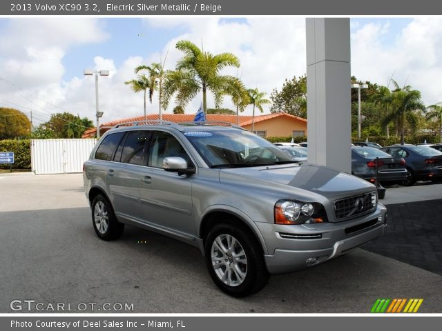 2013 Volvo XC90 3.2 in Electric Silver Metallic