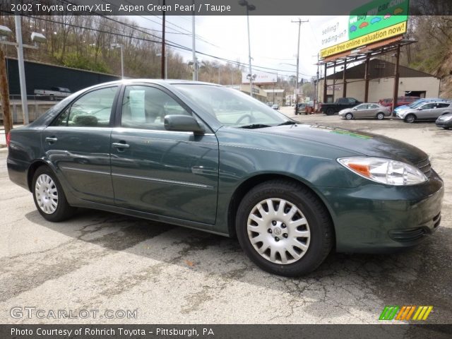 2002 Toyota Camry XLE in Aspen Green Pearl