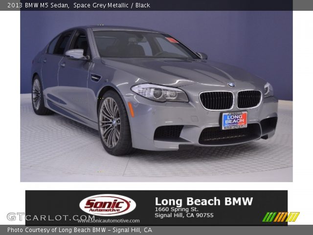 2013 BMW M5 Sedan in Space Grey Metallic