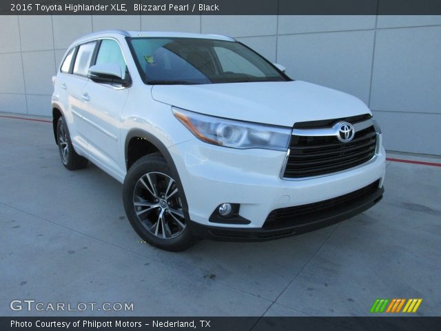 2016 Toyota Highlander XLE in Blizzard Pearl