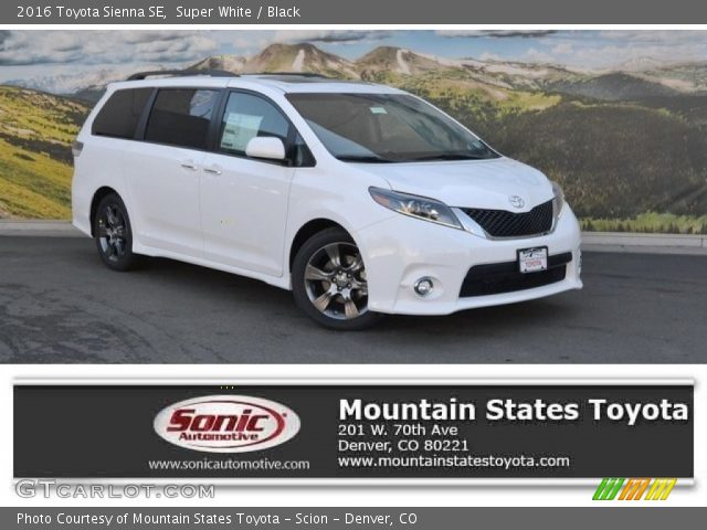 2016 Toyota Sienna SE in Super White