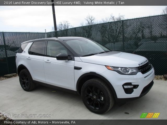 2016 Land Rover Discovery Sport HSE Luxury 4WD in Yulong White Metallic
