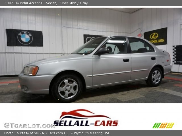 2002 Hyundai Accent GL Sedan in Silver Mist