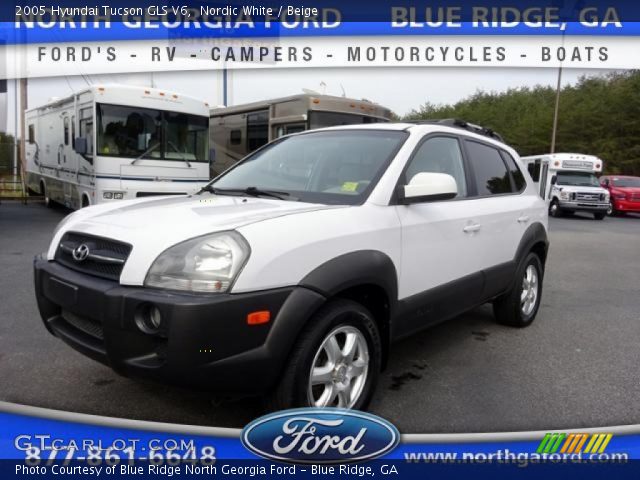 2005 Hyundai Tucson GLS V6 in Nordic White