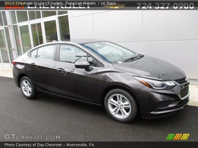 2016 Chevrolet Cruze LT Sedan in Tungsten Metallic