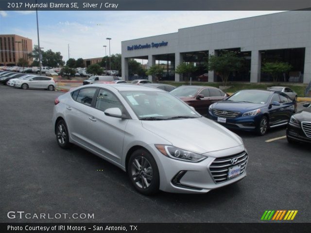 2017 Hyundai Elantra SE in Silver