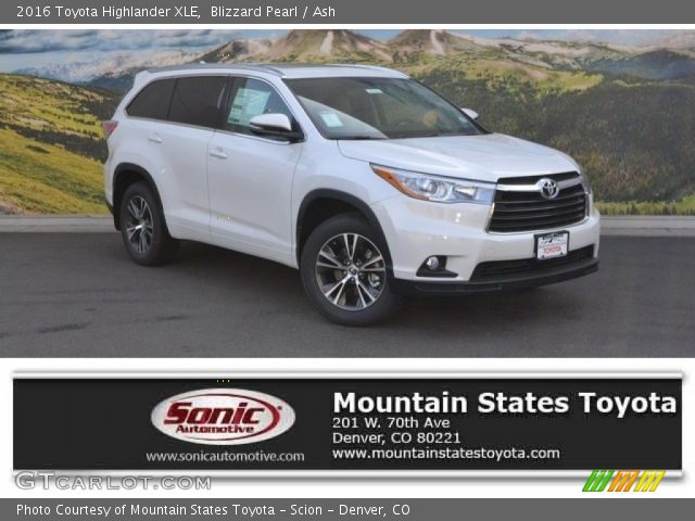 2016 Toyota Highlander XLE in Blizzard Pearl