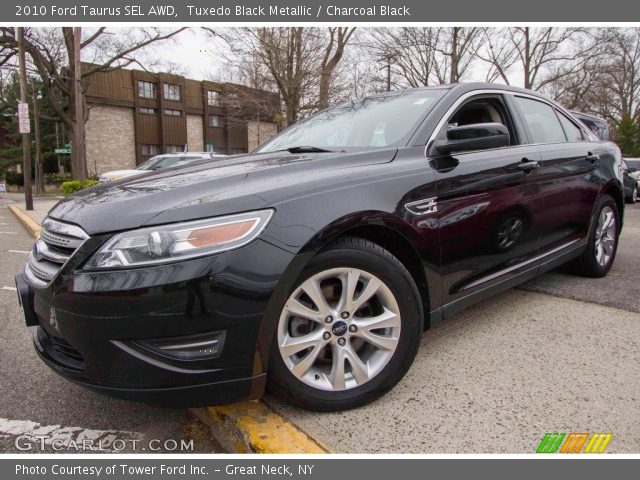 2010 Ford Taurus SEL AWD in Tuxedo Black Metallic