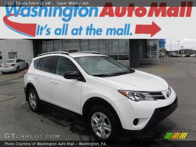 2013 Toyota RAV4 LE AWD in Super White