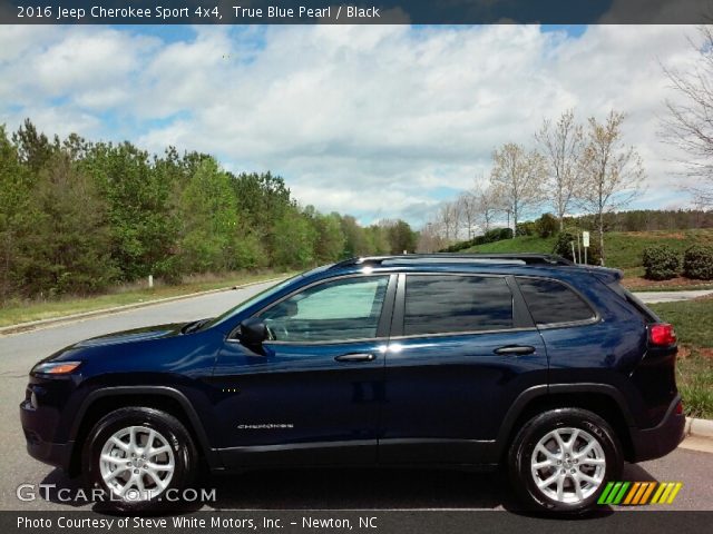 2016 Jeep Cherokee Sport 4x4 in True Blue Pearl
