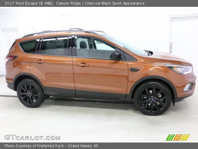 2017 Ford Escape SE 4WD in Canyon Ridge