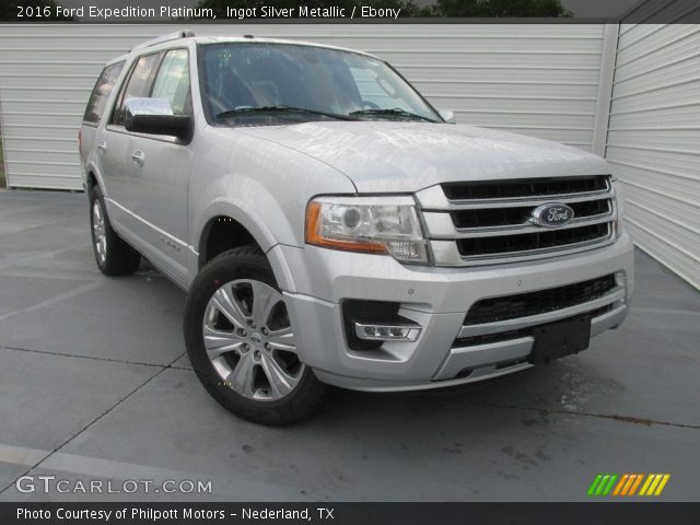 2016 Ford Expedition Platinum in Ingot Silver Metallic