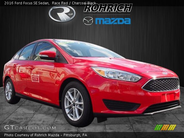 2016 Ford Focus SE Sedan in Race Red