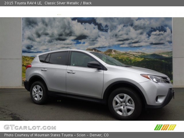 2015 Toyota RAV4 LE in Classic Silver Metallic