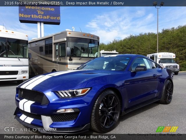 2016 Ford Mustang Shelby GT350 in Deep Impact Blue Metallic