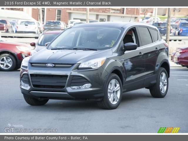 2016 Ford Escape SE 4WD in Magnetic Metallic