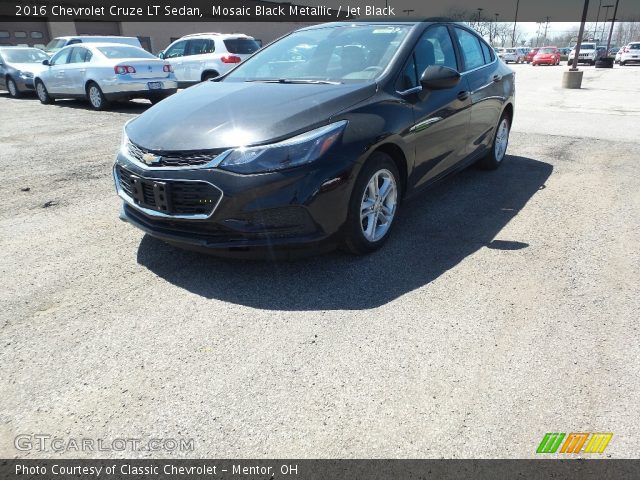 2016 Chevrolet Cruze LT Sedan in Mosaic Black Metallic