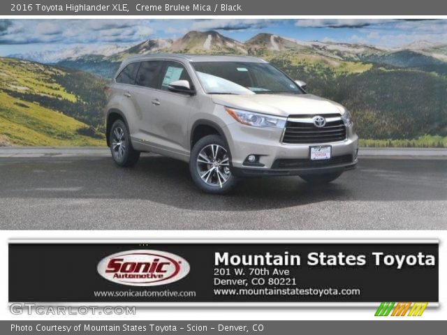 2016 Toyota Highlander XLE in Creme Brulee Mica
