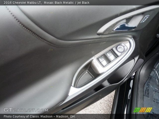 2016 Chevrolet Malibu LT in Mosaic Black Metallic