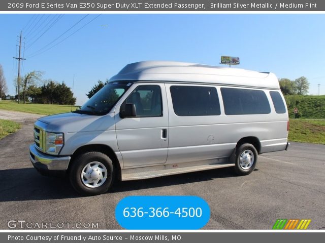 2009 Ford E Series Van E350 Super Duty XLT Extended Passenger in Brilliant Silver Metallic
