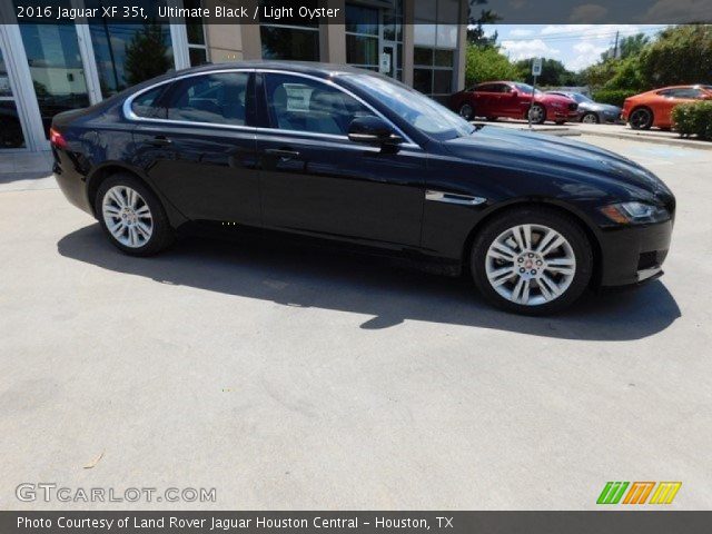 2016 Jaguar XF 35t in Ultimate Black