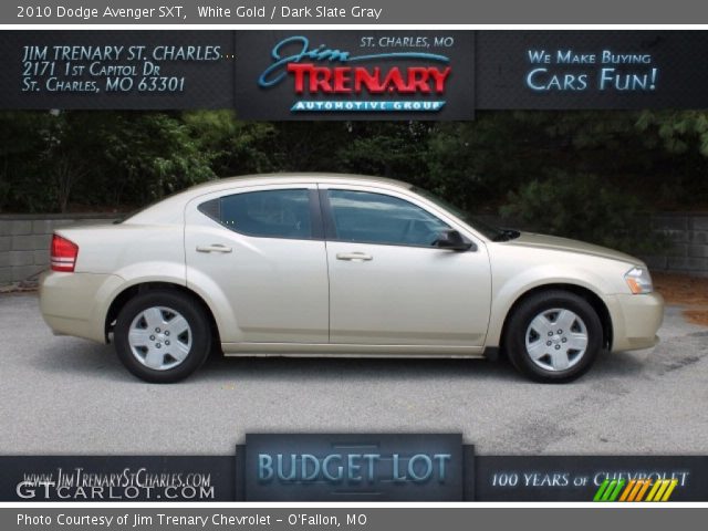 2010 Dodge Avenger SXT in White Gold