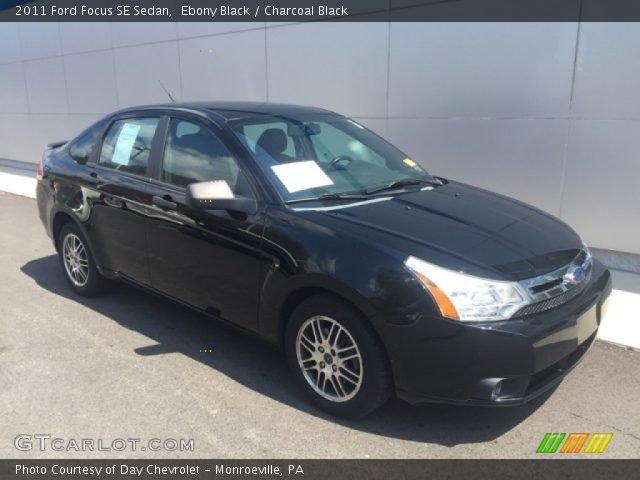 2011 Ford Focus SE Sedan in Ebony Black