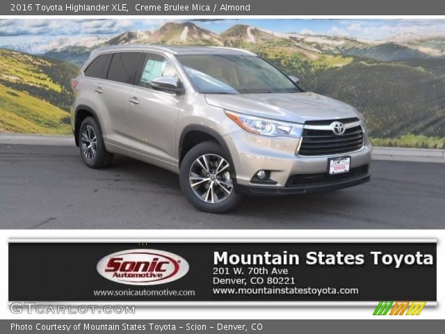 2016 Toyota Highlander XLE in Creme Brulee Mica