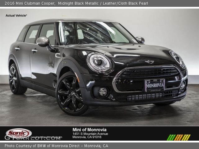 2016 Mini Clubman Cooper in Midnight Black Metallic