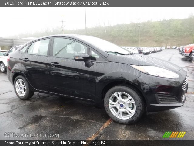 2016 Ford Fiesta SE Sedan in Shadow Black